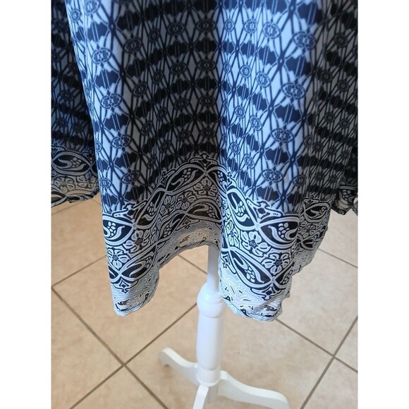 FASHION BUG Womens Blouse Tunic Lunes 3X Top Flared Long Sleeve Gray Geografic - Picture 10 of 16